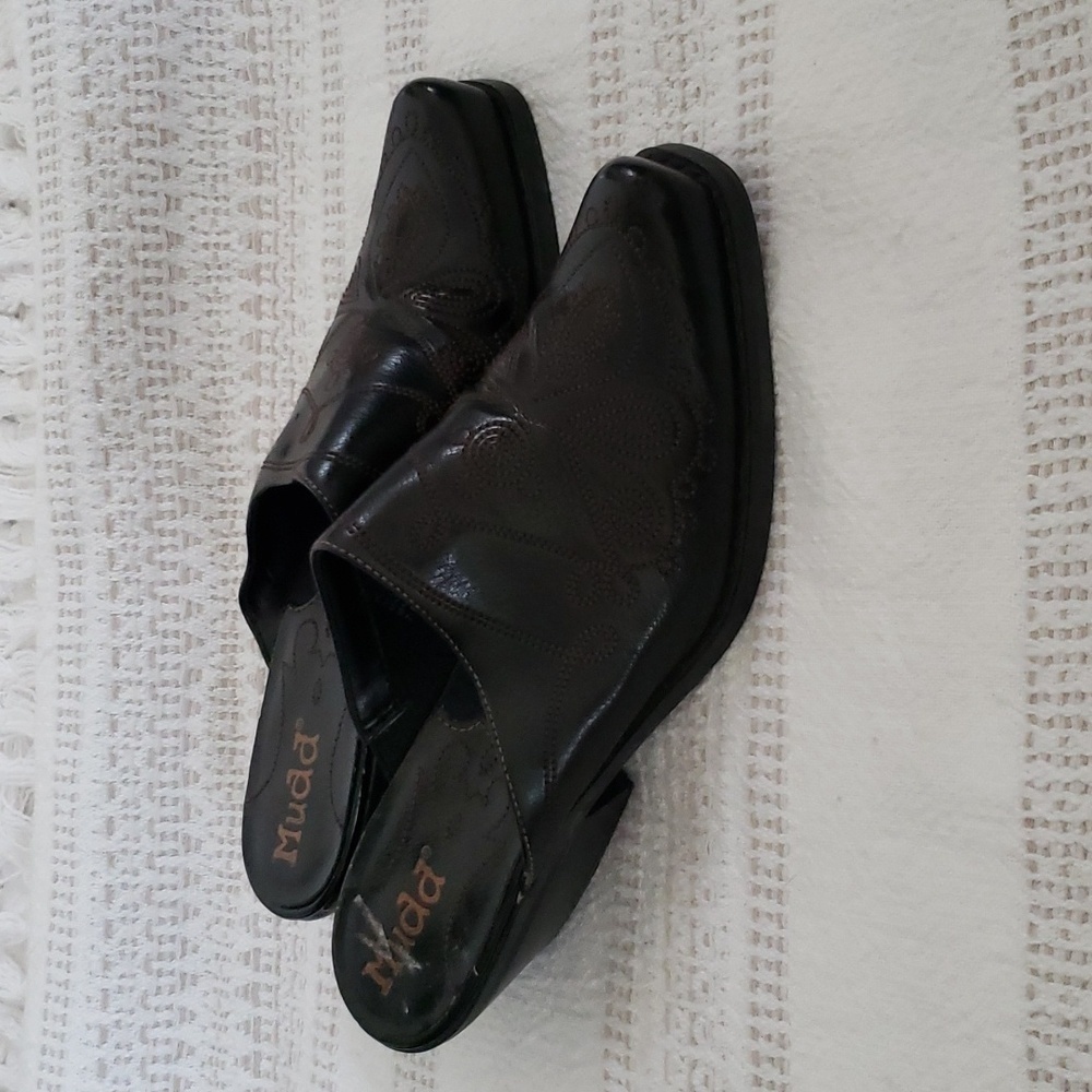 Mudd brown faux leather embroidered slip on mules, 2" block heel, women'…